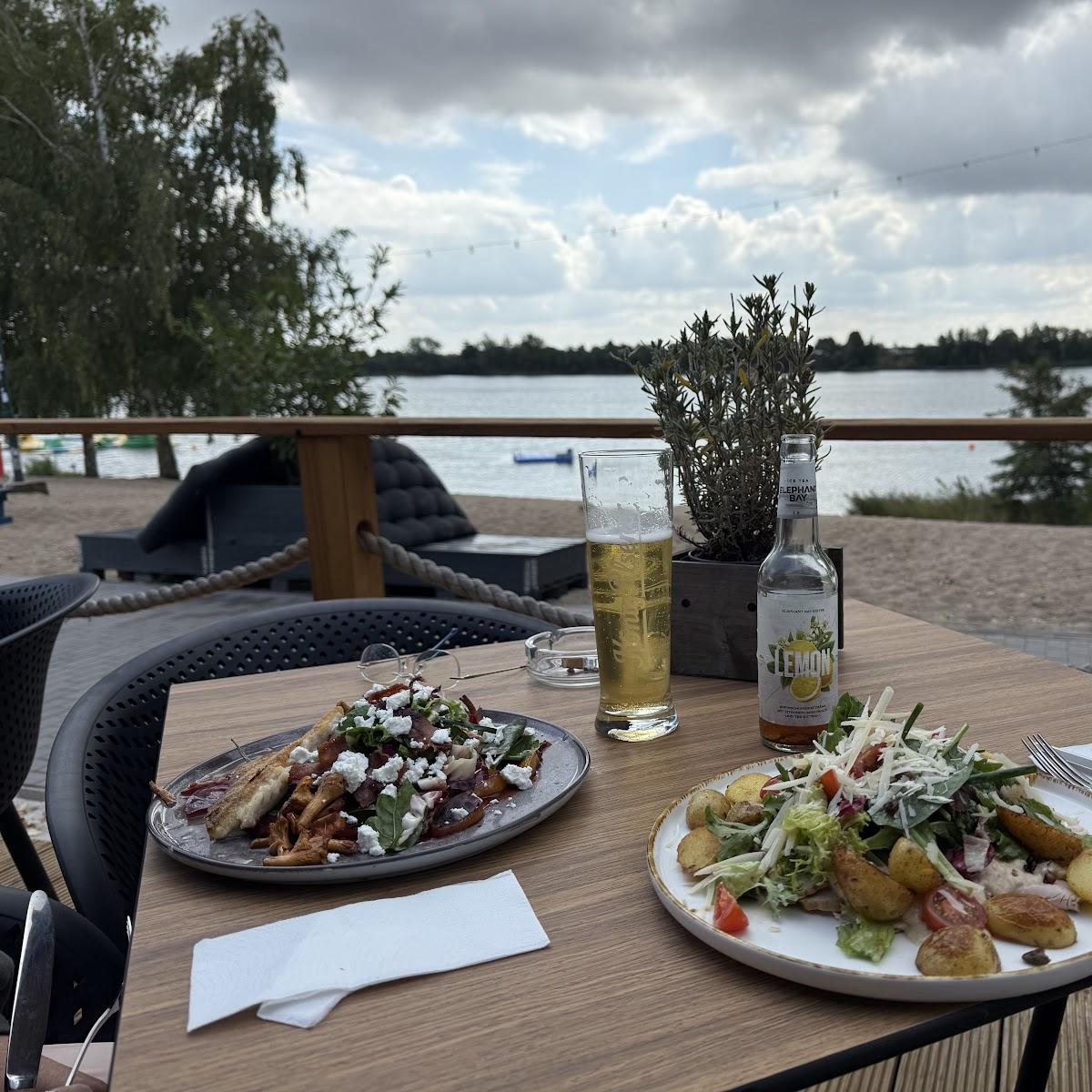 Restaurant "Flying Fish & Meat" in Niedere Börde