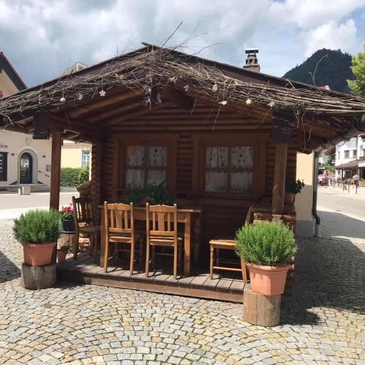 Restaurant "Glühweinhütte & TanteOlga & Stachus Bar 57" in Ruhpolding