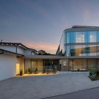 Restaurant "DAS AFFALTERBACH, Stuttgart, Autograph Collection" in Affalterbach