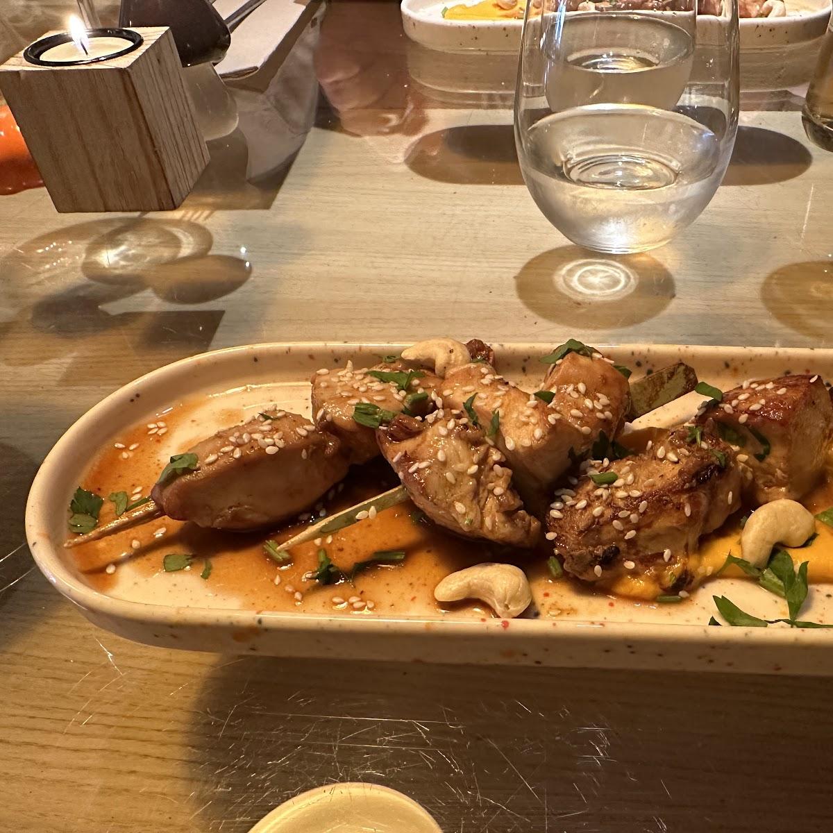 Restaurant "MOVA" in Hoei