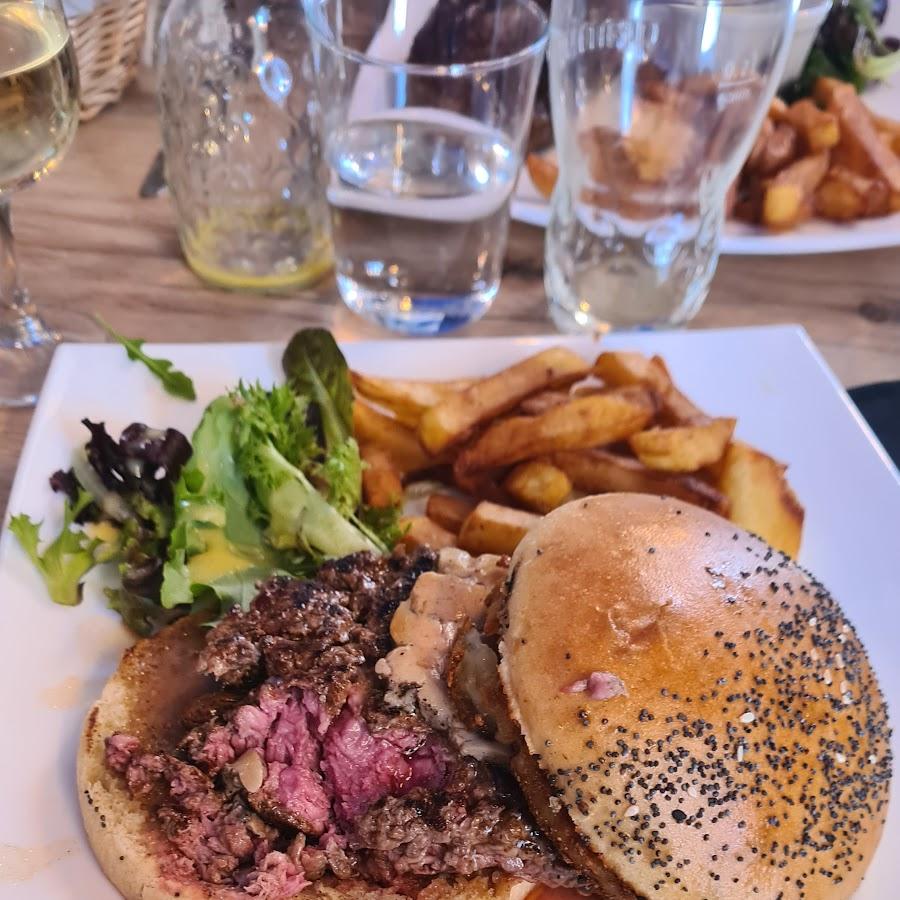 Restaurant "Au Resto Crêperie Grill" in Retiers