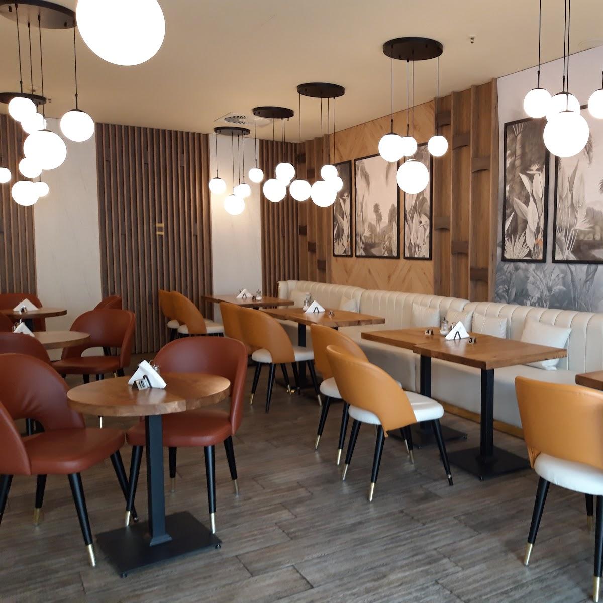 Restaurant "Café Gusto" in Bornheim