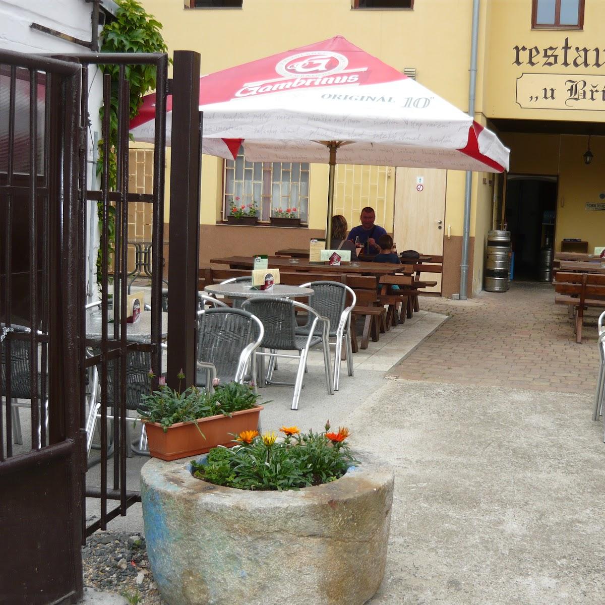 Restaurant "Restaurace U dvou sester" in Stanovice