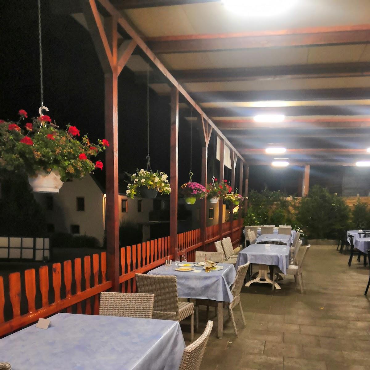 Restaurant "Gaststätte Schnitzel-Fabrik" in Tamm