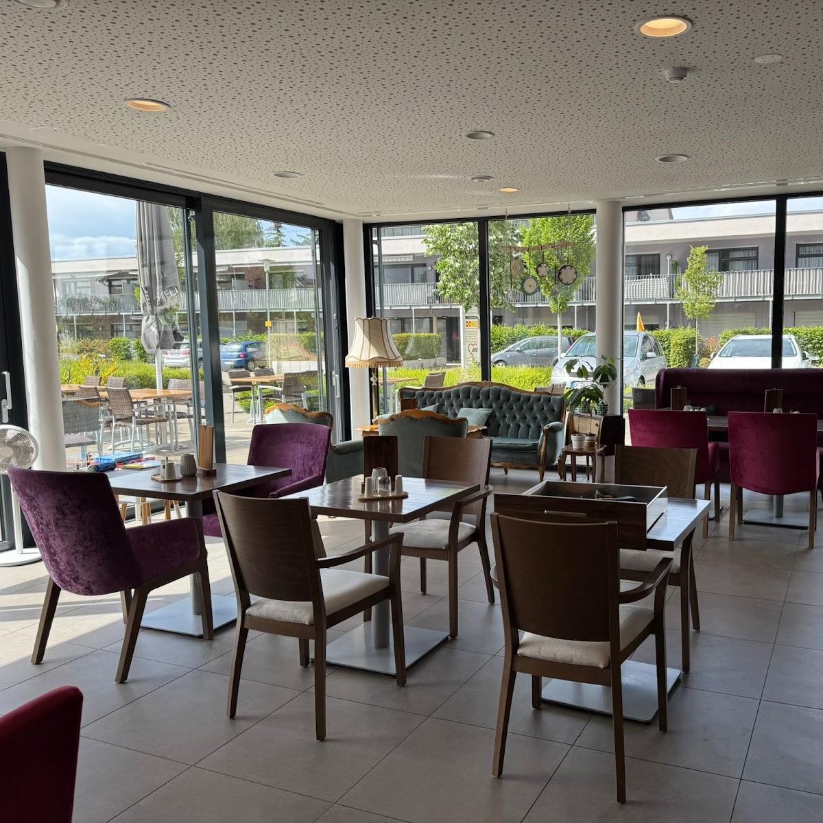 Restaurant "Café Schee" in Erzhausen