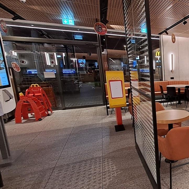 Restaurant "McDonald