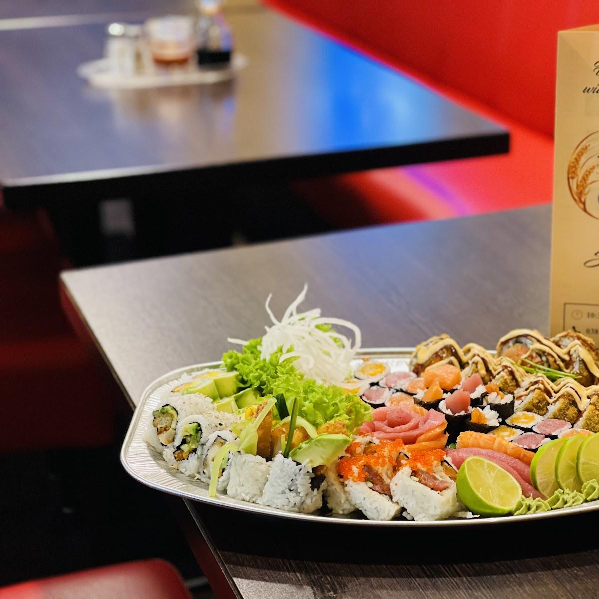 Restaurant "Rice n Roll