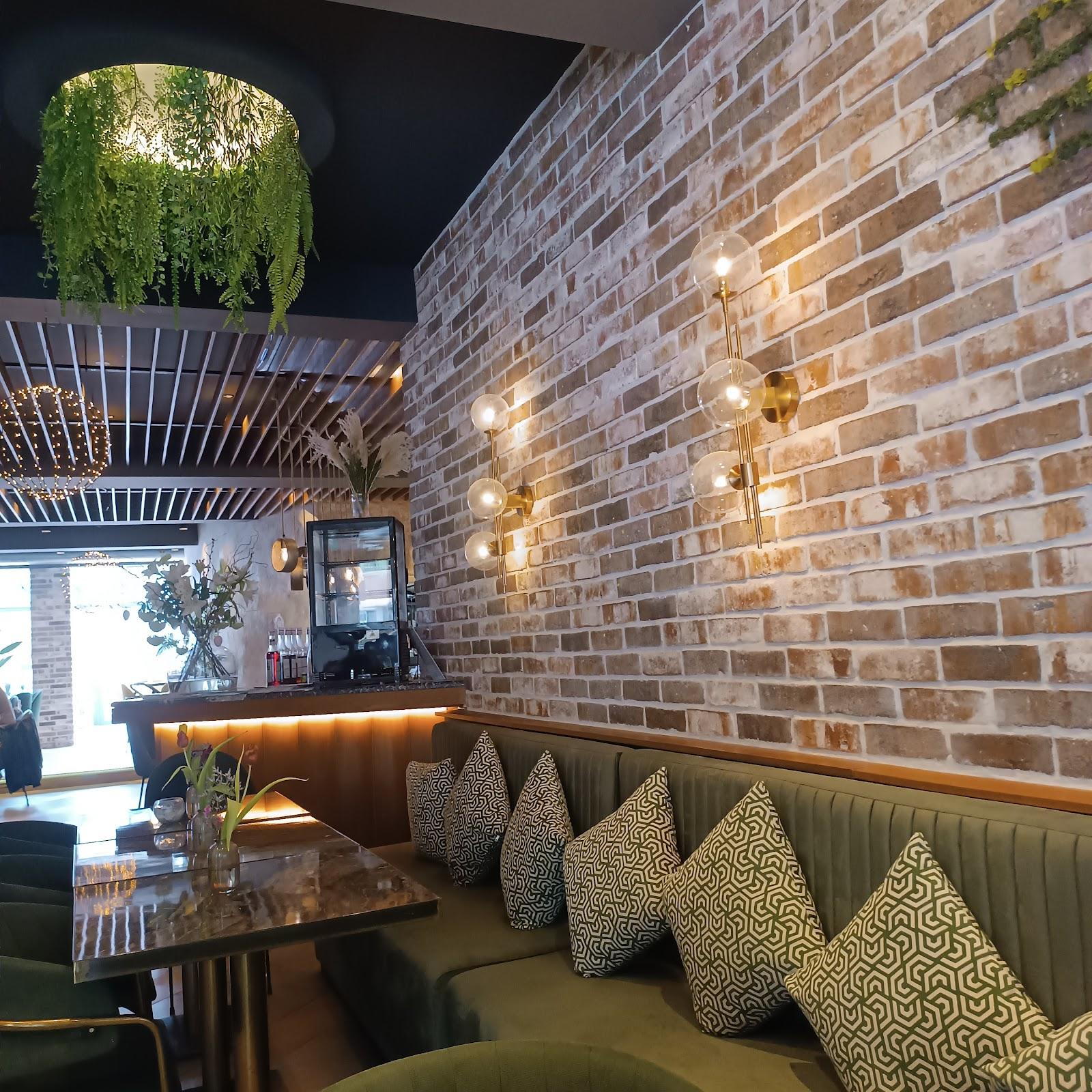 Restaurant "Joli Café Bar Restaurant" in Mönchengladbach