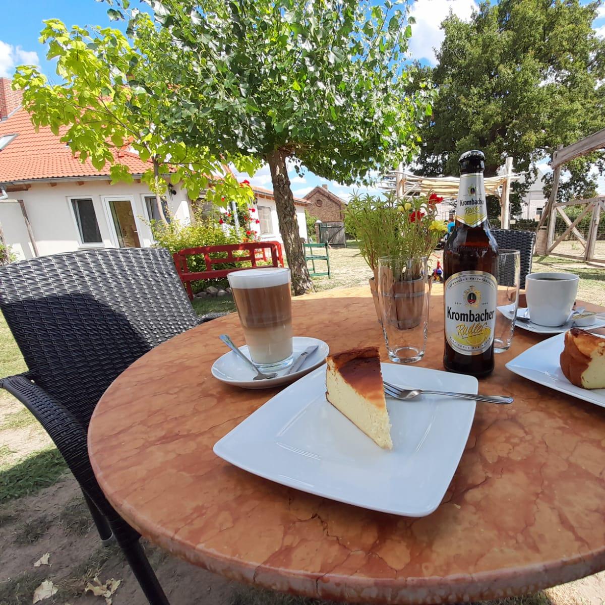 Restaurant "RainbowAlpakas" in Kloster Lehnin