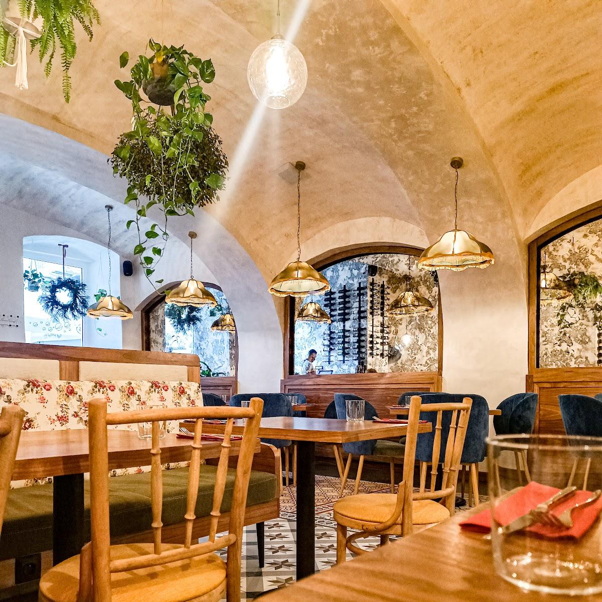 Restaurant "Kluska na Placu" in Kraków