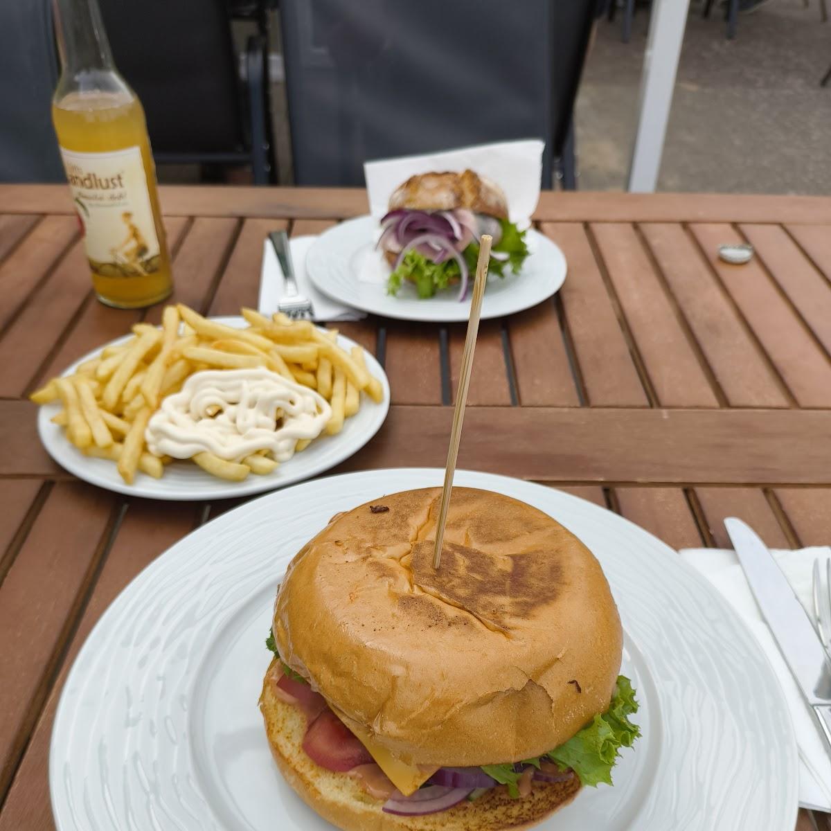 Restaurant "Seeblick Imbiss" in Warder