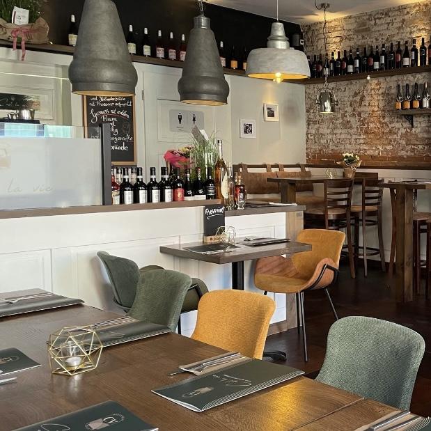 Restaurant "C‘est la vie" in Aurich