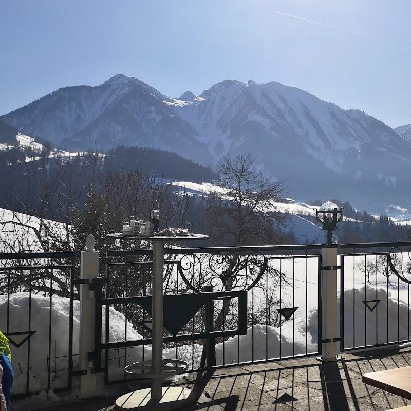 Restaurant "Gasthaus Hetzenbichl" in Sankt Johann in Tirol