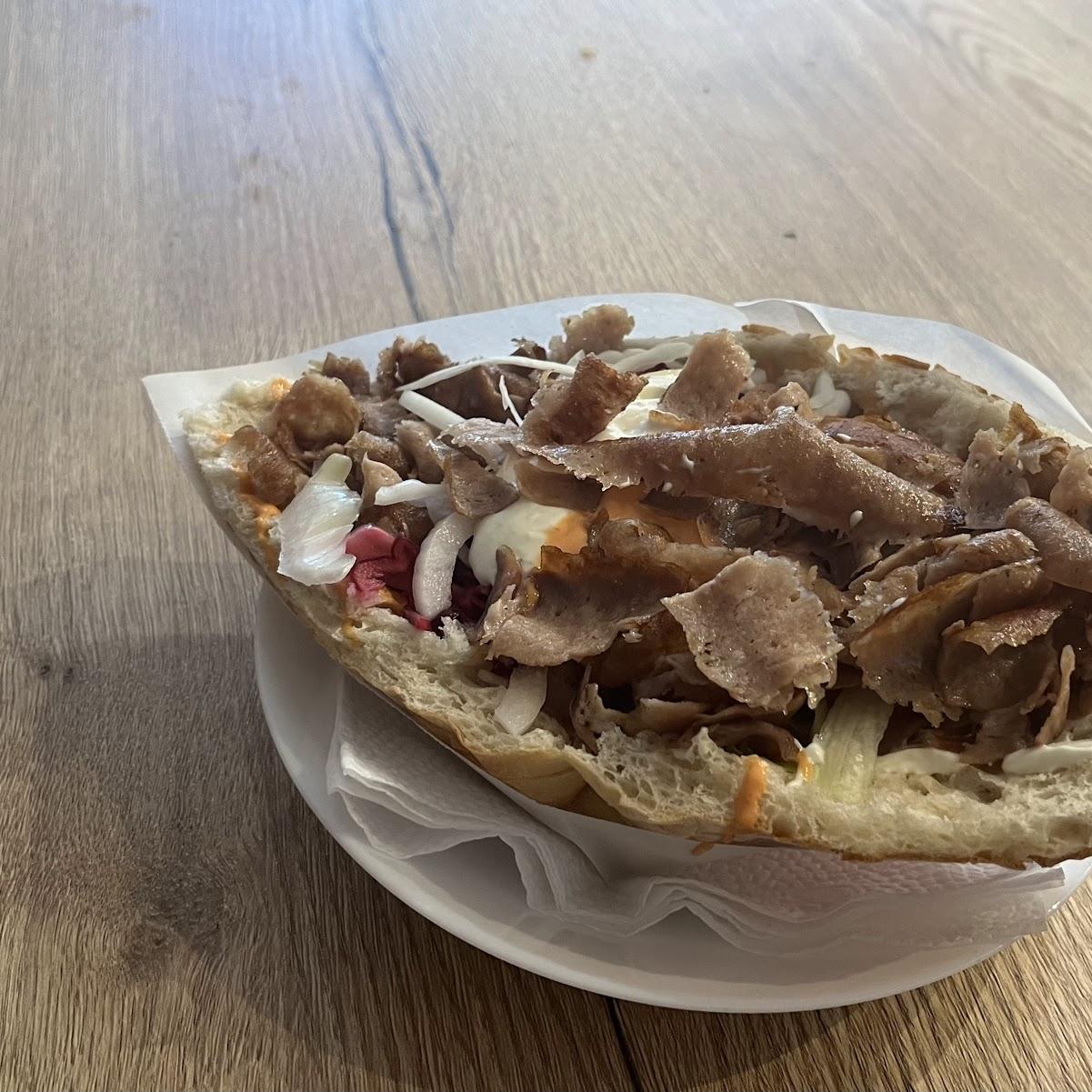 Restaurant "Berlin Döner" in Holzminden