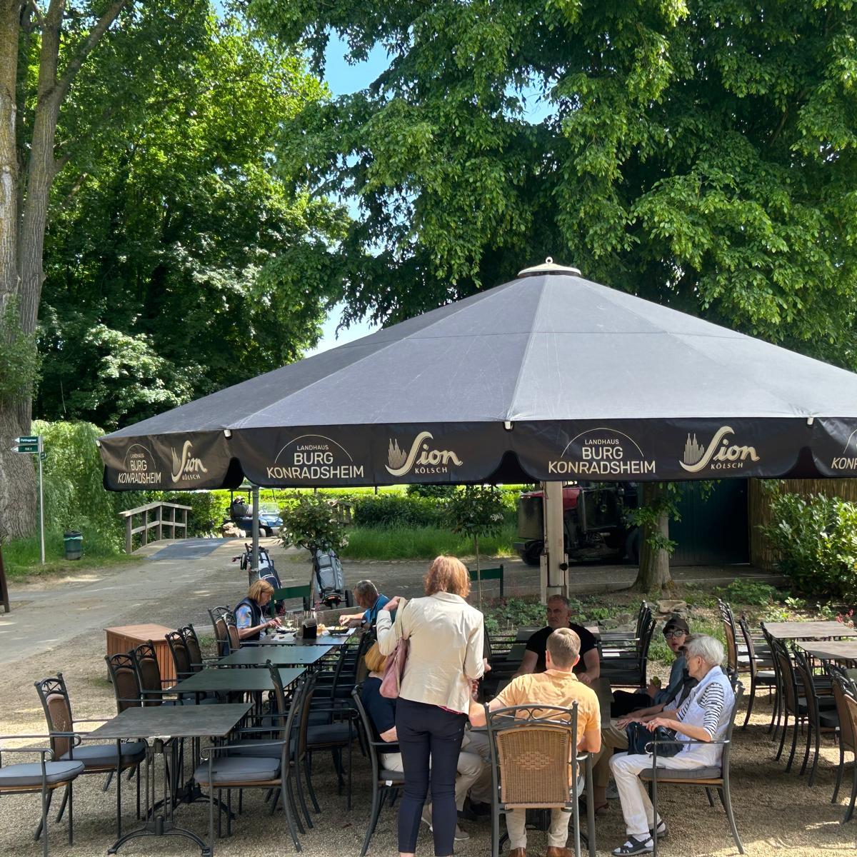 Restaurant "Landhaus Burg Konradsheim" in Erftstadt