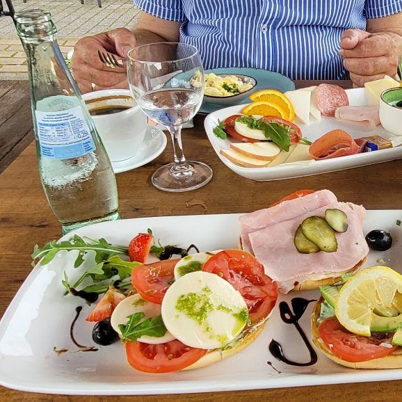 Restaurant "Café & Bistro  Lavanda   Reinickendorf" in Berlin