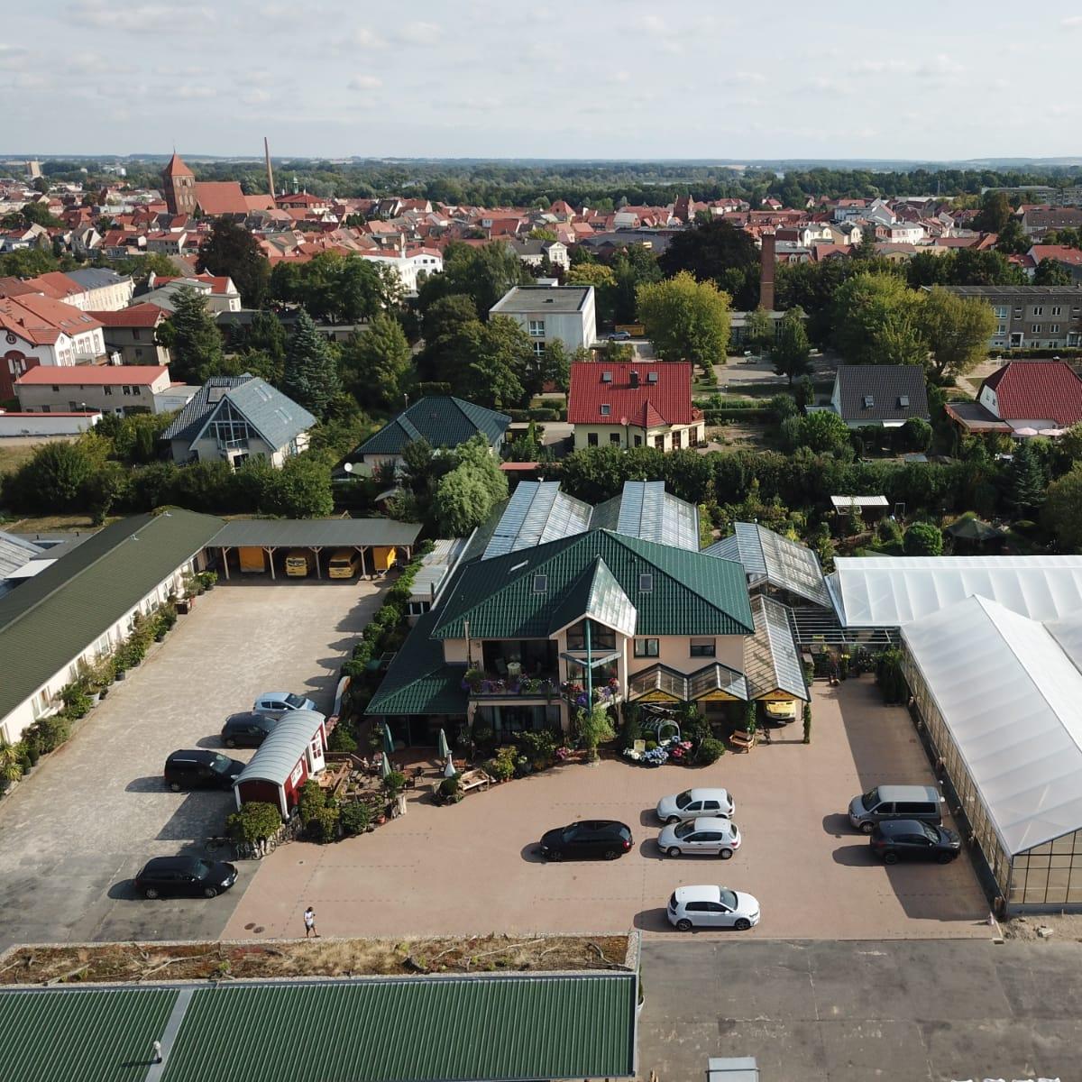 Restaurant "er Gartenmarkt GbR - Dünninghaus" in Teterow