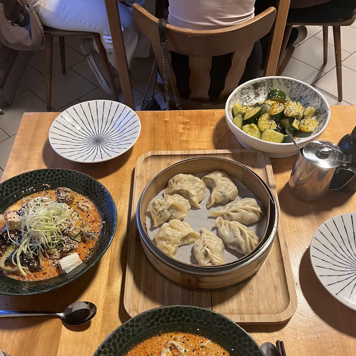 Restaurant "Kleiner Herd, Großes Feuer" in Wuppertal