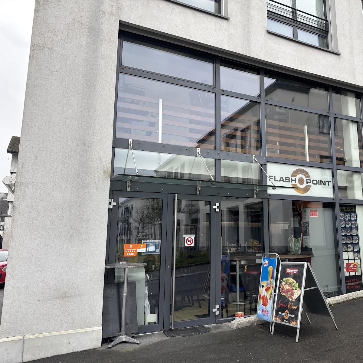 Restaurant "Flash Point" in Cham