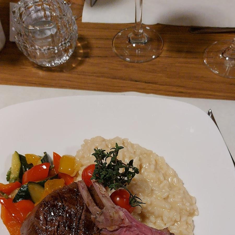 Restaurant "Restaurant Kreuz  Üses Chrüz " in Hitzkirch