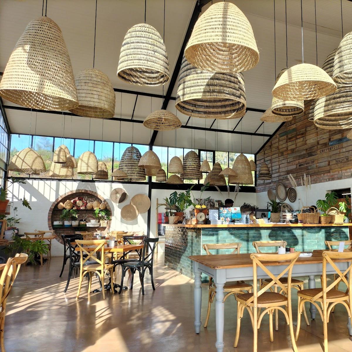 Restaurant "Cheverells Farm" in Grabouw