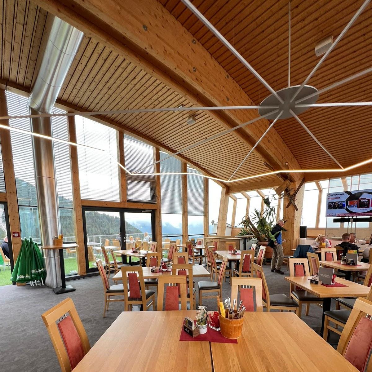 Restaurant "Bergbahnen Rosshütte" in Seefeld in Tirol