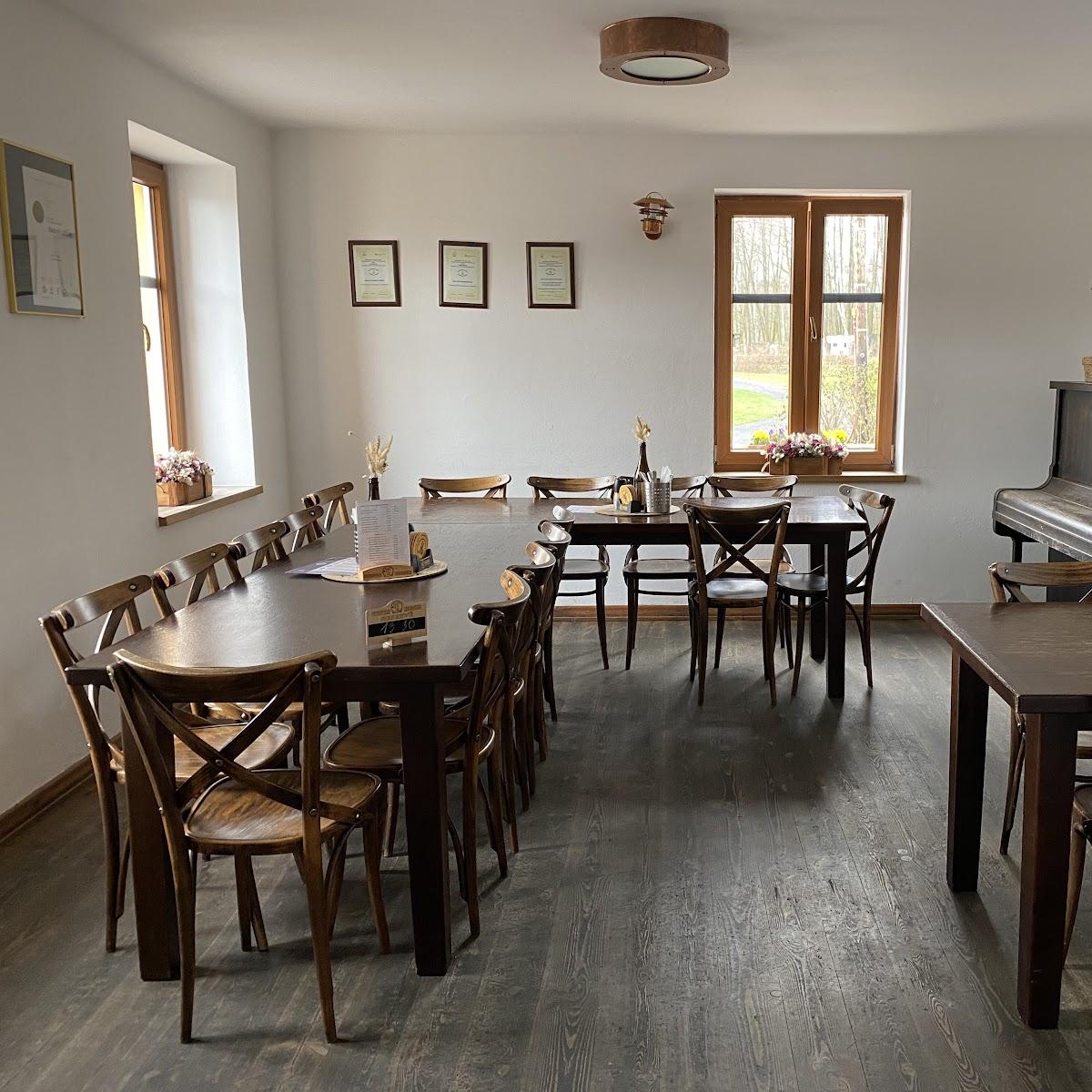 Restaurant "Brauerei Kocour (Schwarzer Kater)" in Varnsdorf 1