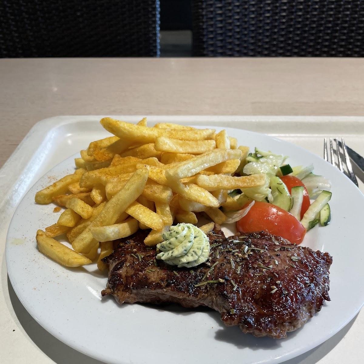 Restaurant "Café Restaurant RIEGERS" in Mönchenholzhausen