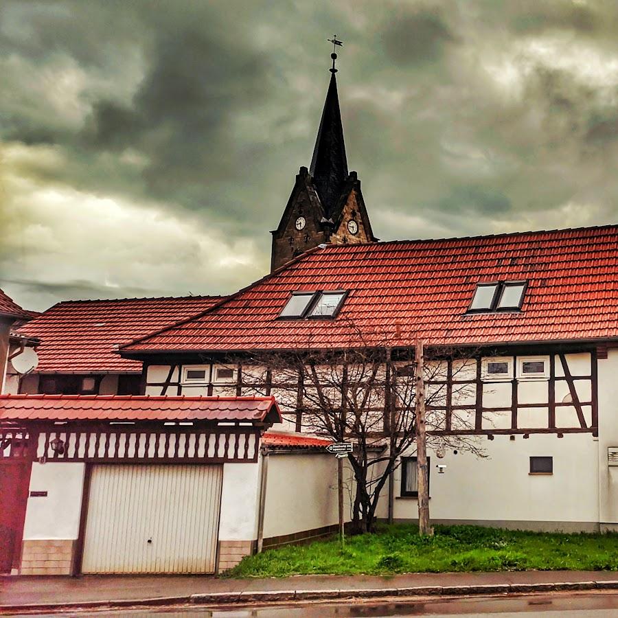 Restaurant "Pension Zum alten Hauptmann" in Großfahner