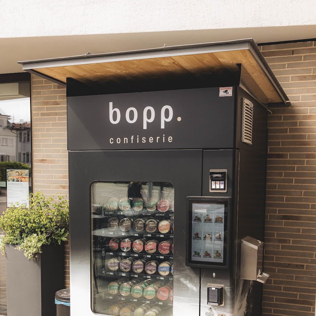 Restaurant "Eisautomat 24-7 Konditoreis von der Steinofenbäckerei Bopp" in Laichingen