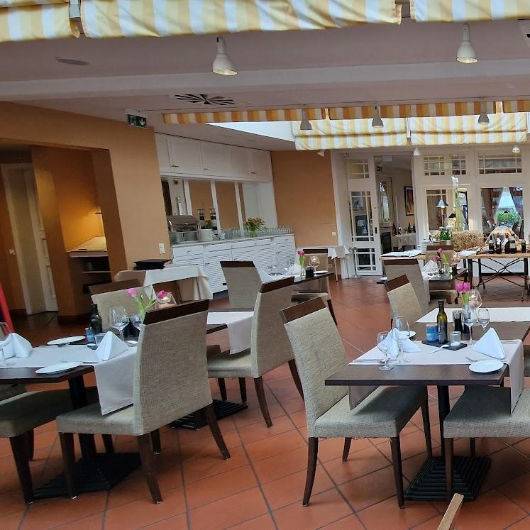 Restaurant "Hüttmann Restaurant & Bar" in Norddorf