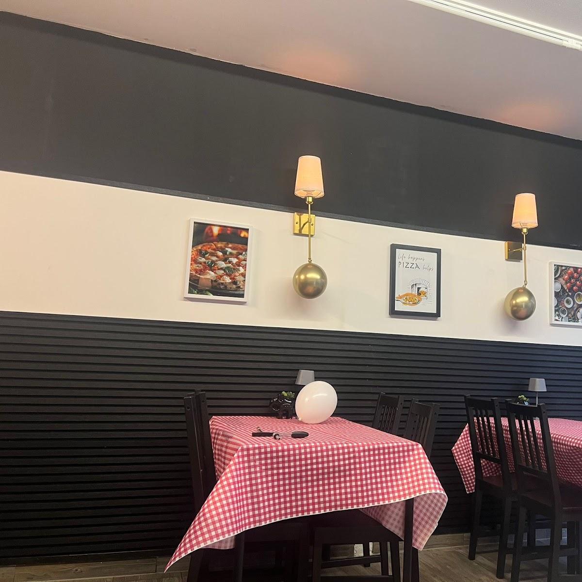 Restaurant "PADELLA" in Niederkassel