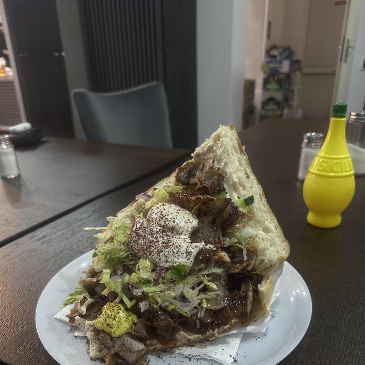 Restaurant "Öz Döner Vision" in Berlin