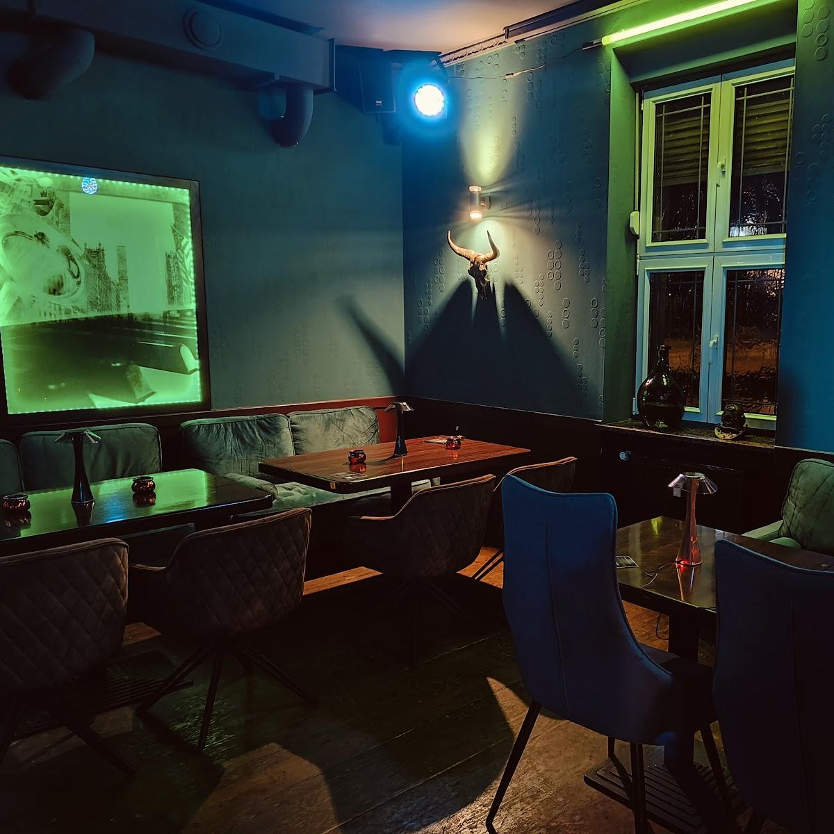 Restaurant "Old Cinema Pub" in Sohren