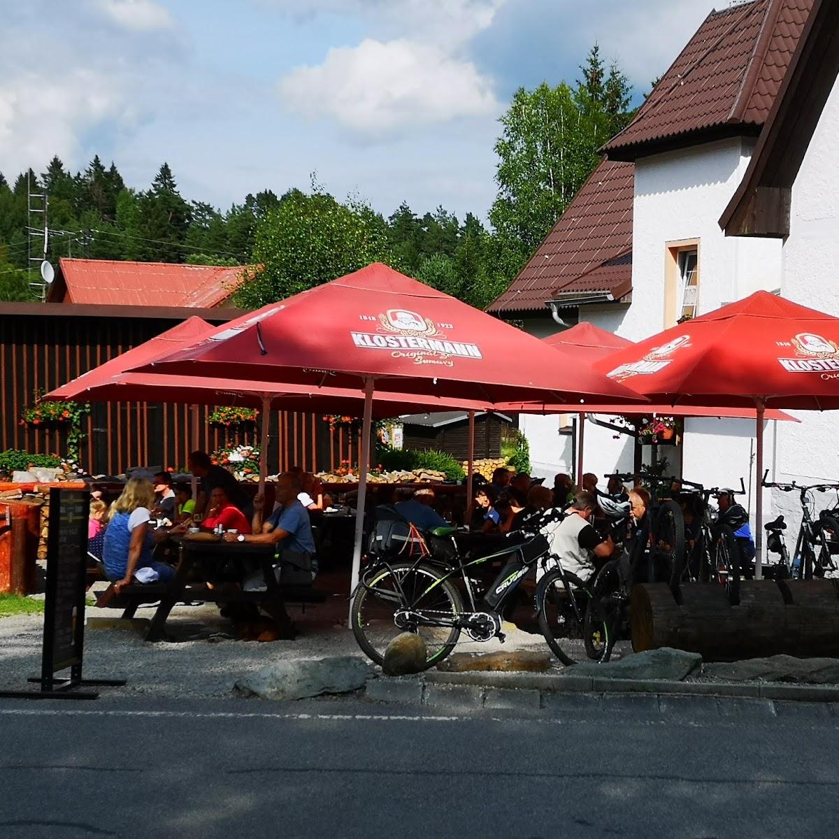 Restaurant "Gasthof Zum Schwarzen Wolf" in Borová Lada
