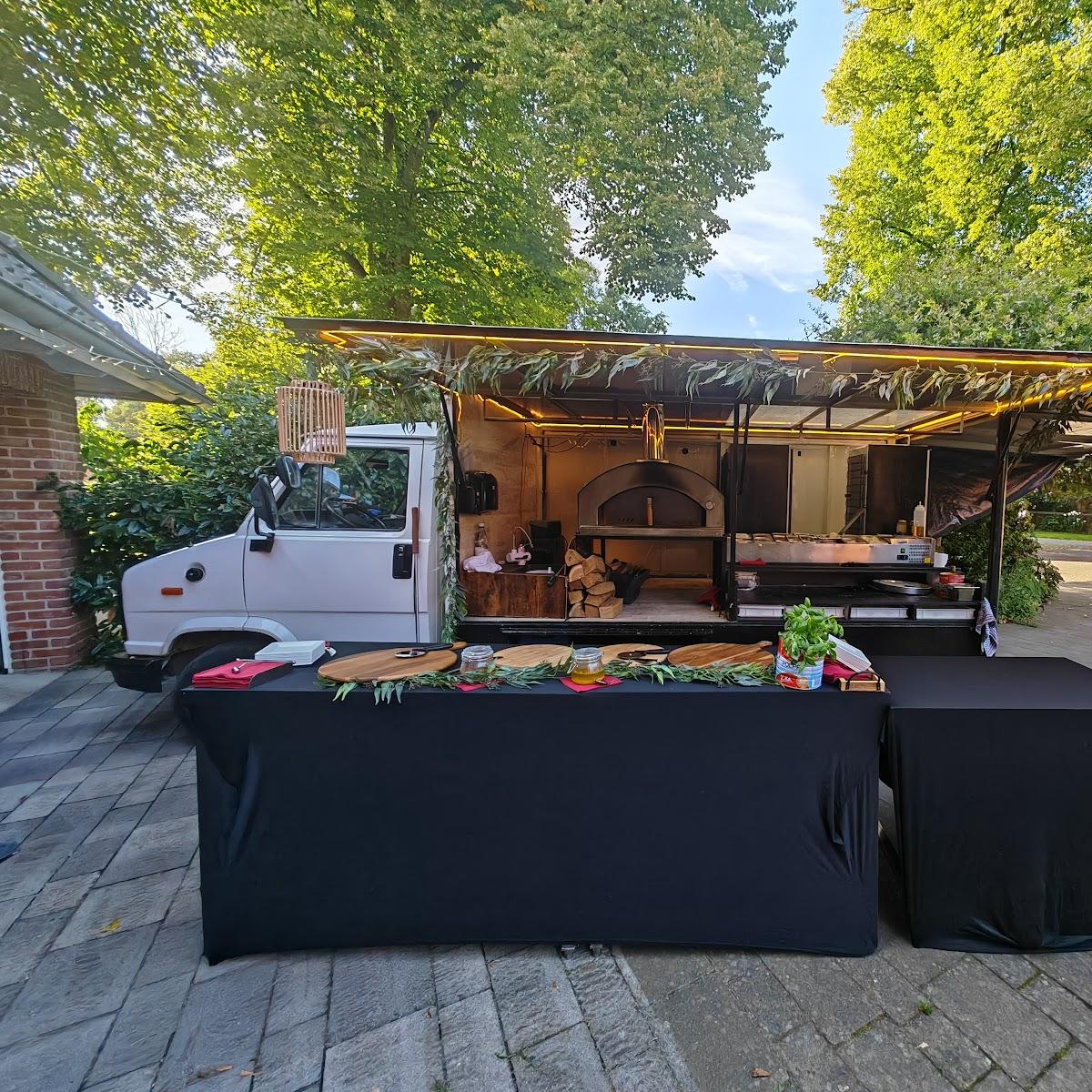 Restaurant "Pizza Petrocelli Pizza Truck & Catering" in Lilienthal