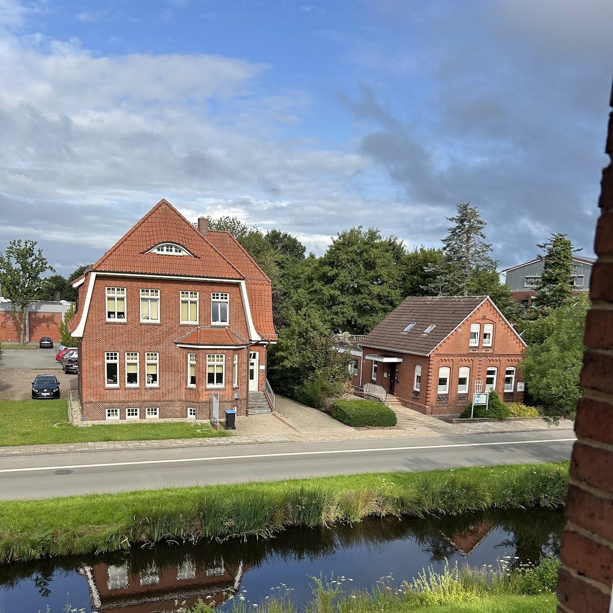 Restaurant "Hotel Alte Navigationsschule" in Rhauderfehn