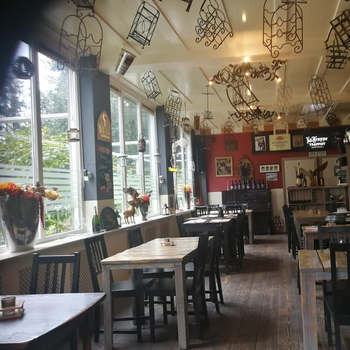 Restaurant "Brasserie De Huiskamer" in Well