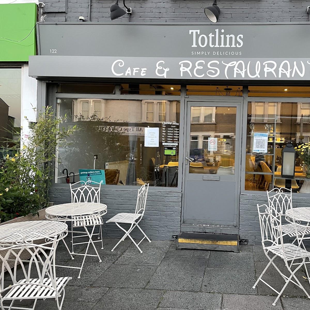 Restaurant "Totlins" in Well