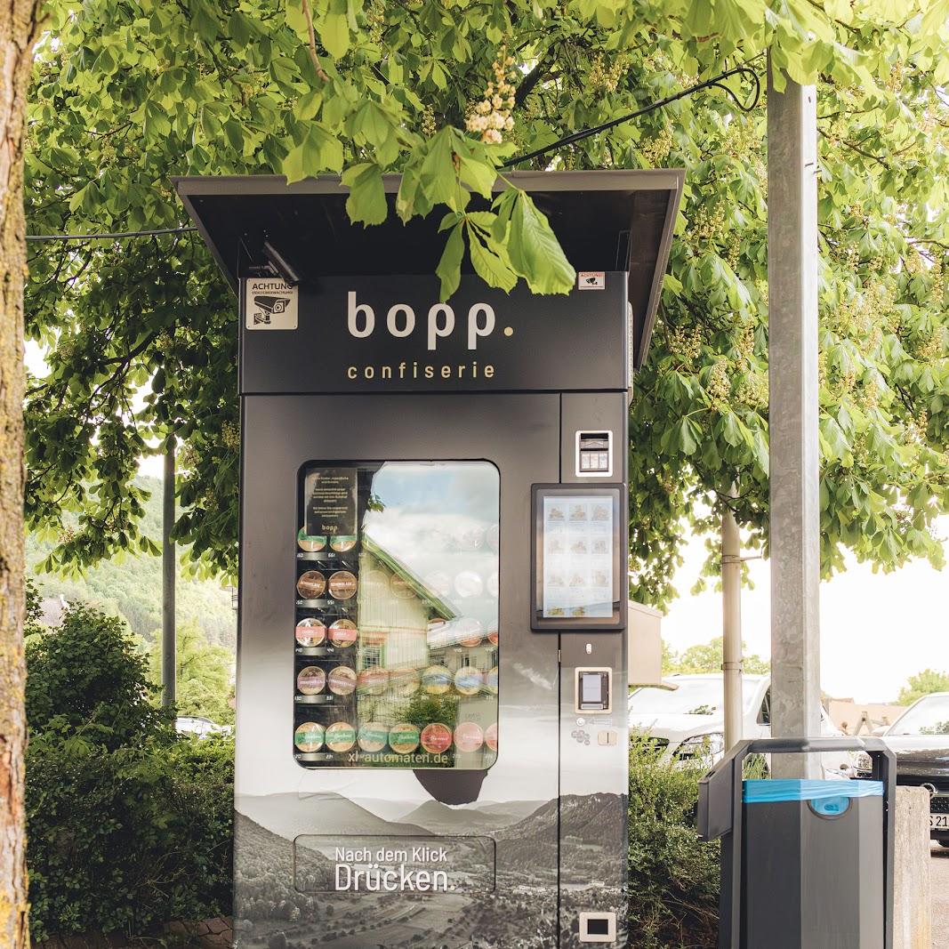 Restaurant "Eisautomat 24-7 Konditoreis von der Steinofenbäckerei Bopp" in Deggingen