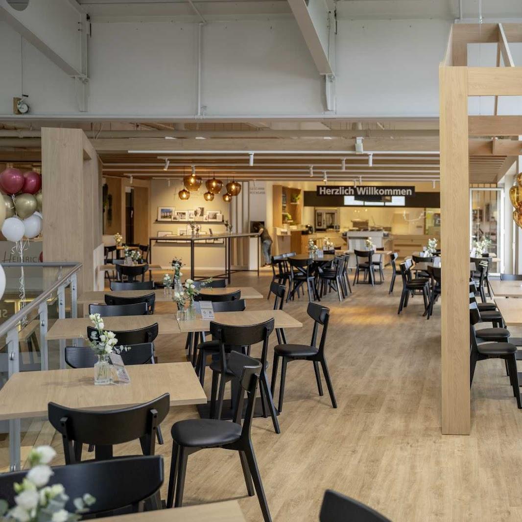 Restaurant "Restaurant HEINRICHS by Möbel Kempf" in Bad König