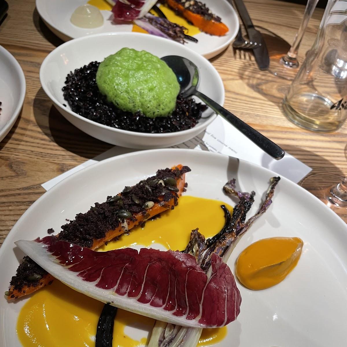 Restaurant "Plates Restaurant & Food Studio" in London