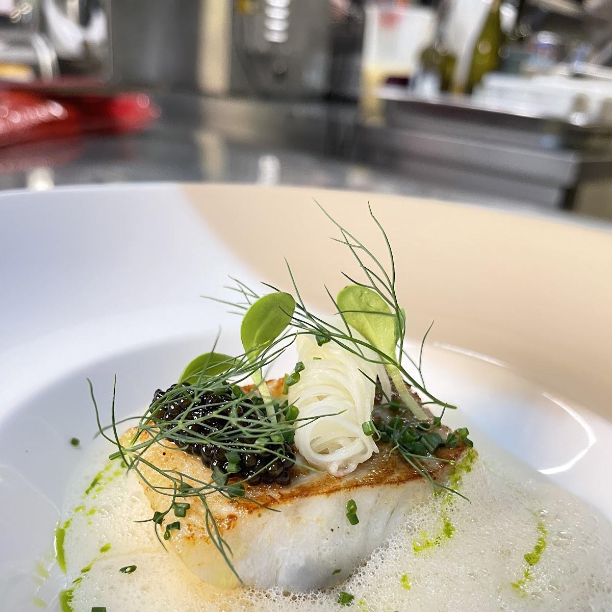 Restaurant "Wine&Dine Restaurant" in Reil