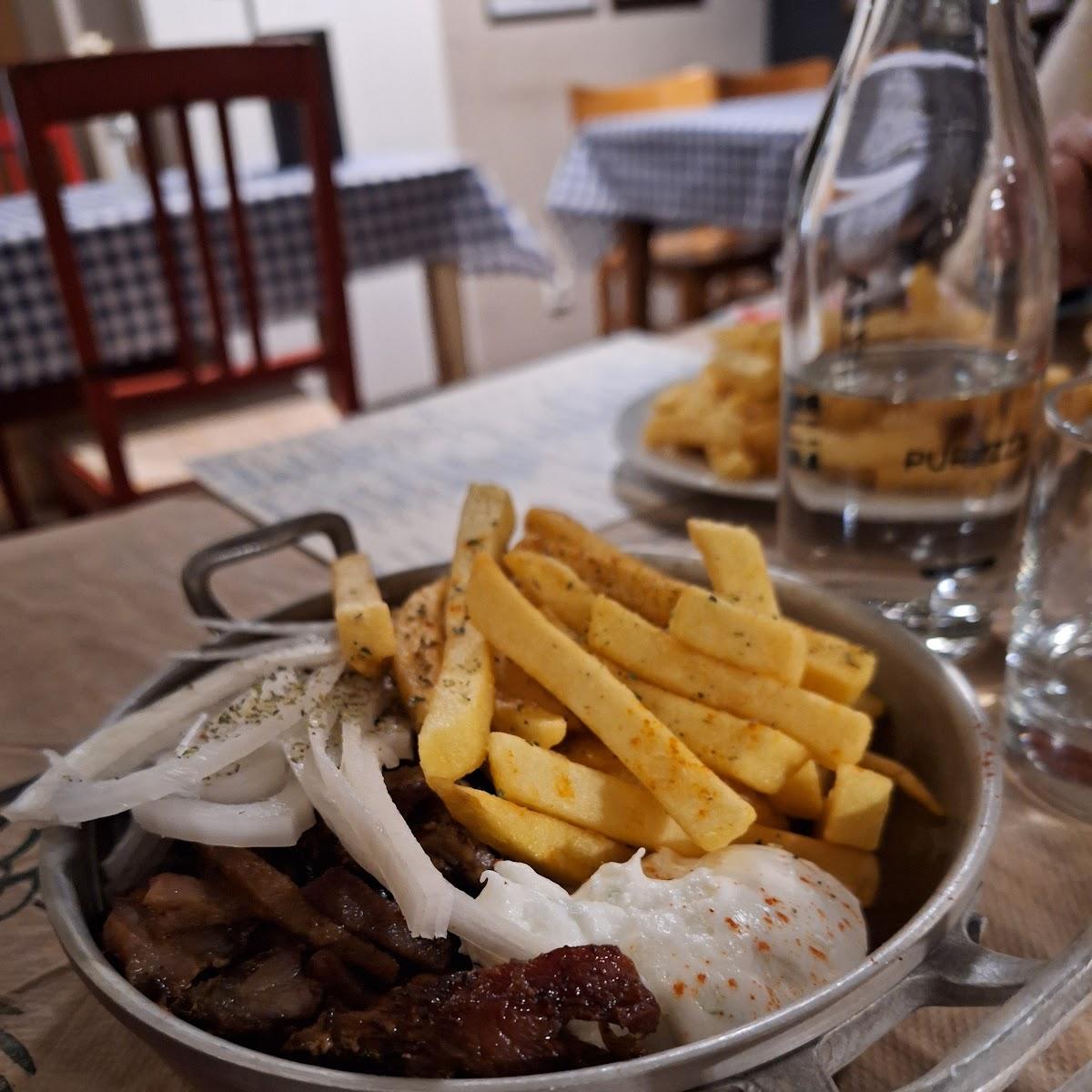 Restaurant "Kouzina The Greek Tavern" in Braunschweig