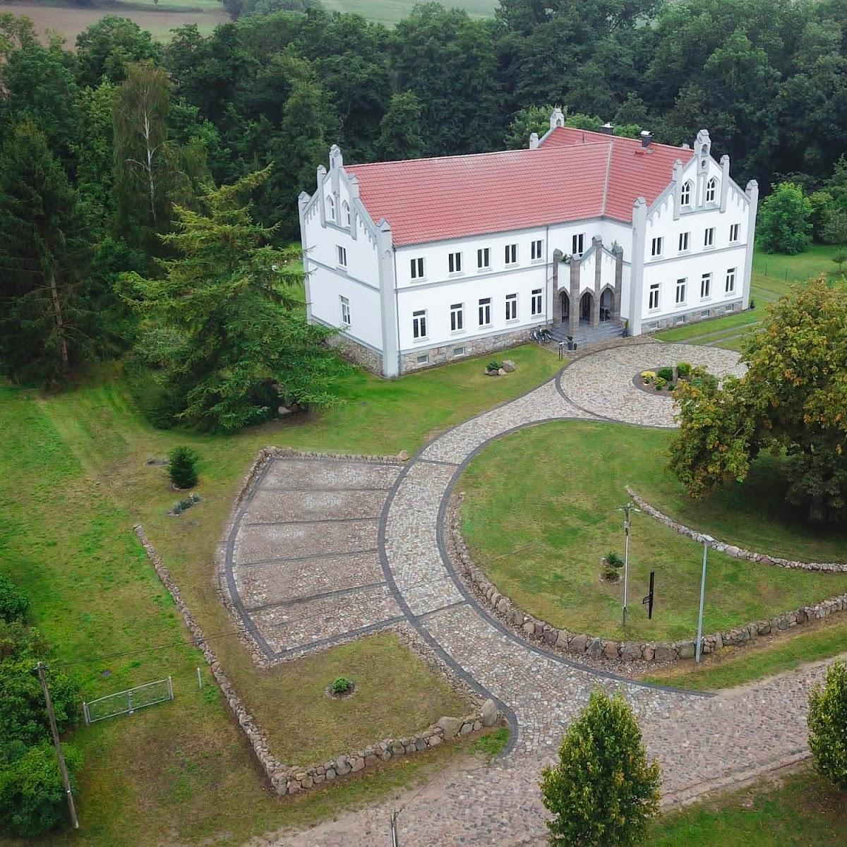 Restaurant "Herrenhaus Levetzow" in Lübow
