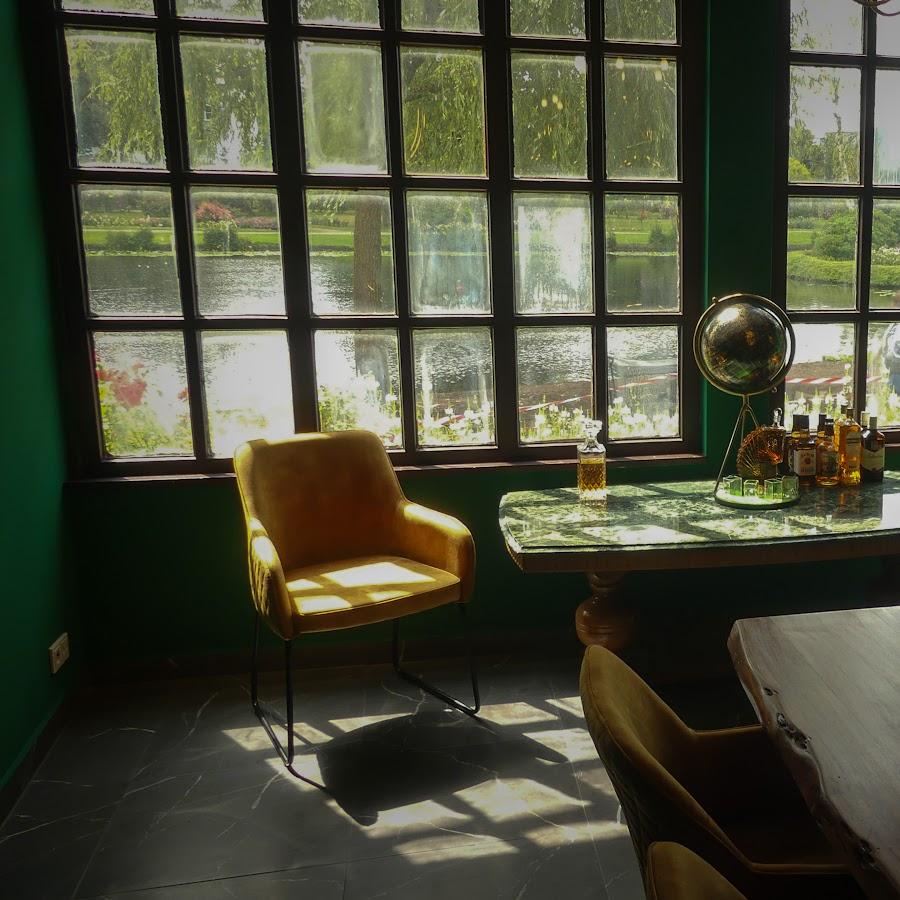 Restaurant "Rosenschatz" in Uetersen