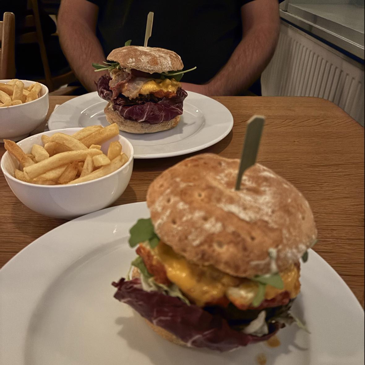 Restaurant " Pater & Filius  am Aussichtsturm" in Kleve