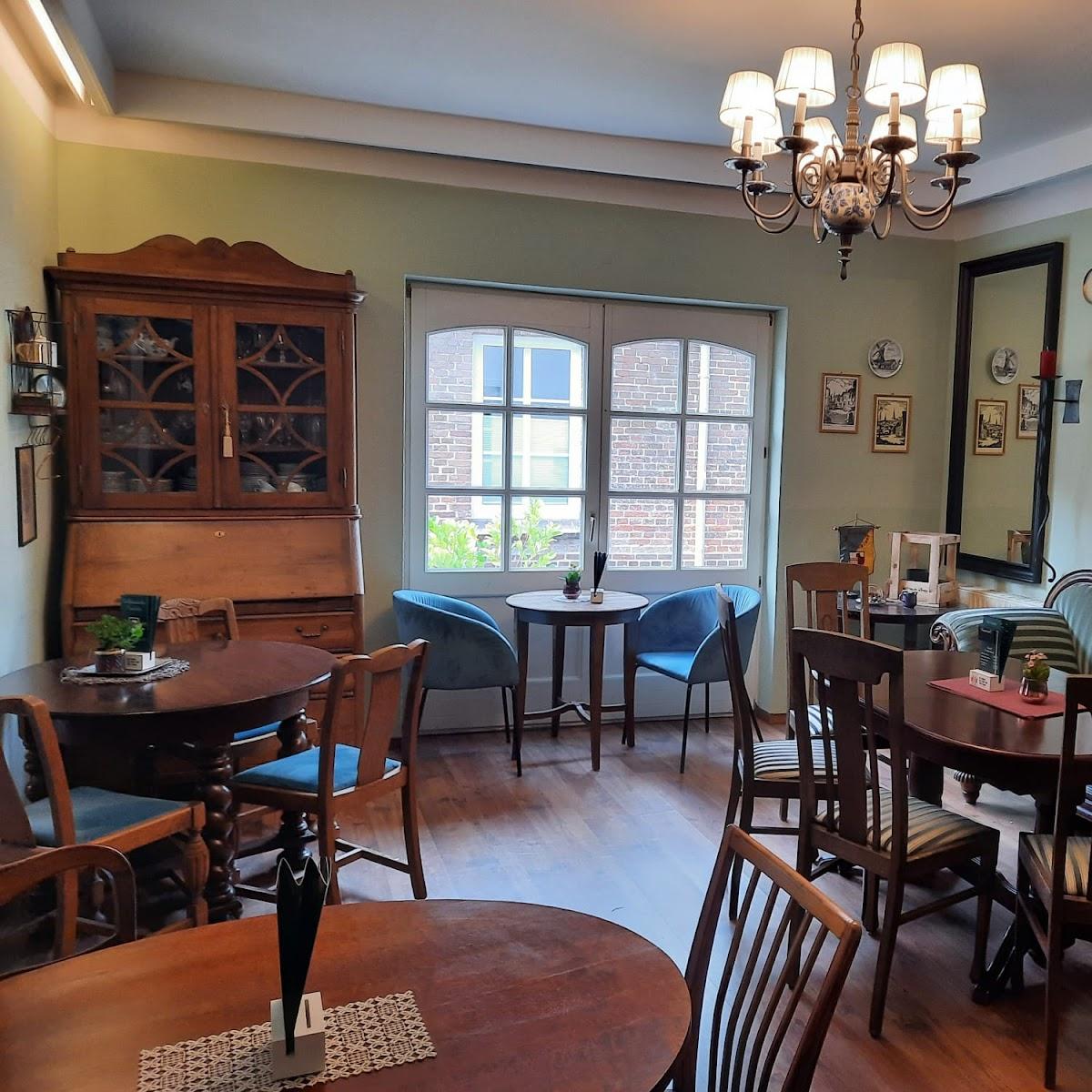 Restaurant "Café und Teestube Ostfriesenherz" in Esens