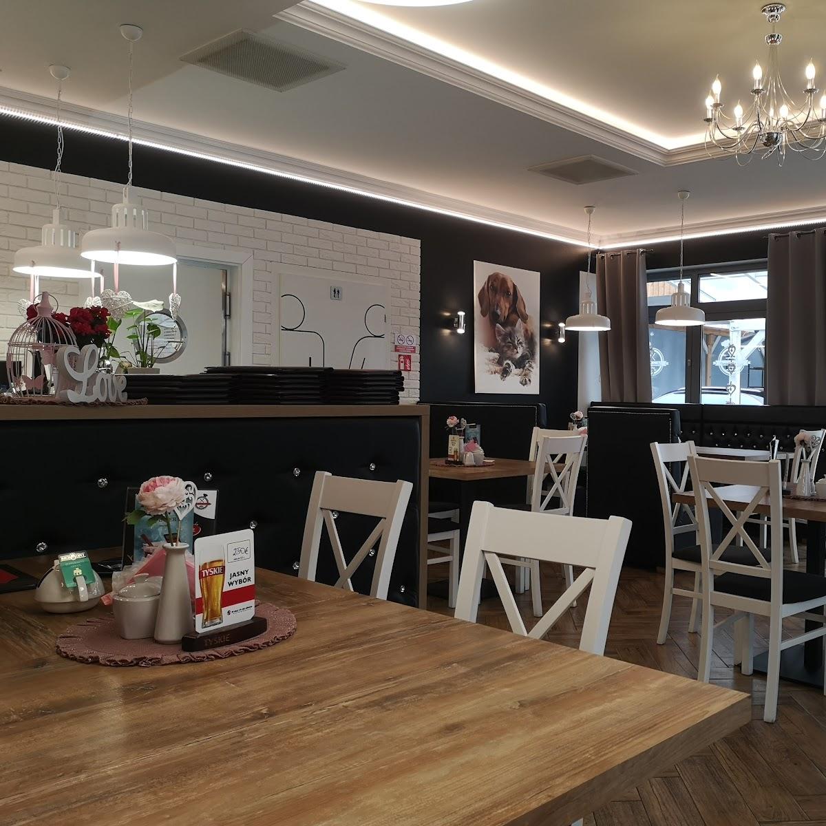 Restaurant "Restaurant Keine Grenzen" in Osinów Dolny