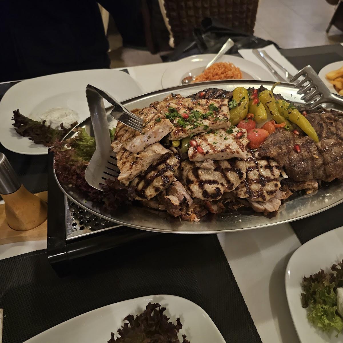 Restaurant "Griechische Taverne Volkswohl" in Kassel